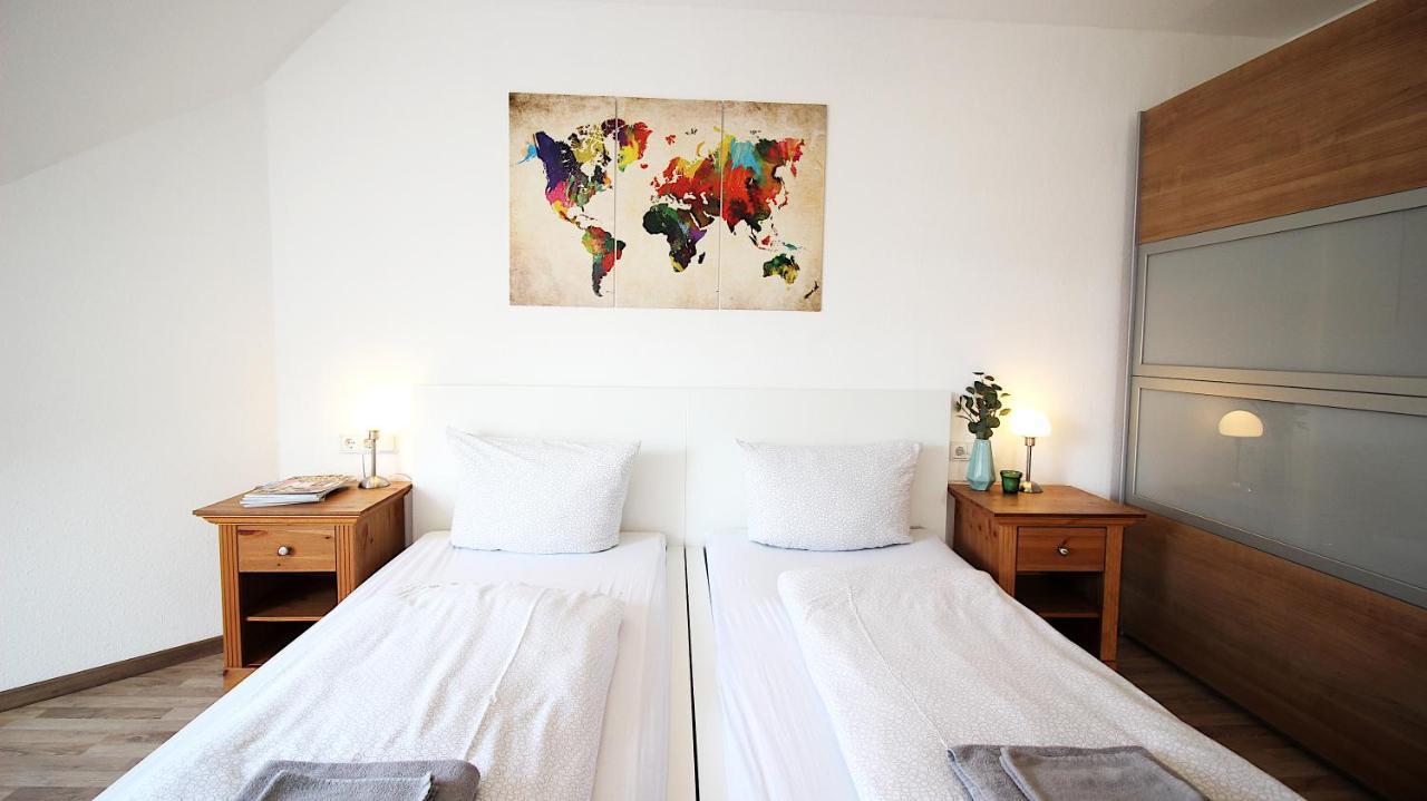 Homie Stay Zell - Apartment Mit Privatparkplatz Zell am Main Eksteriør bilde