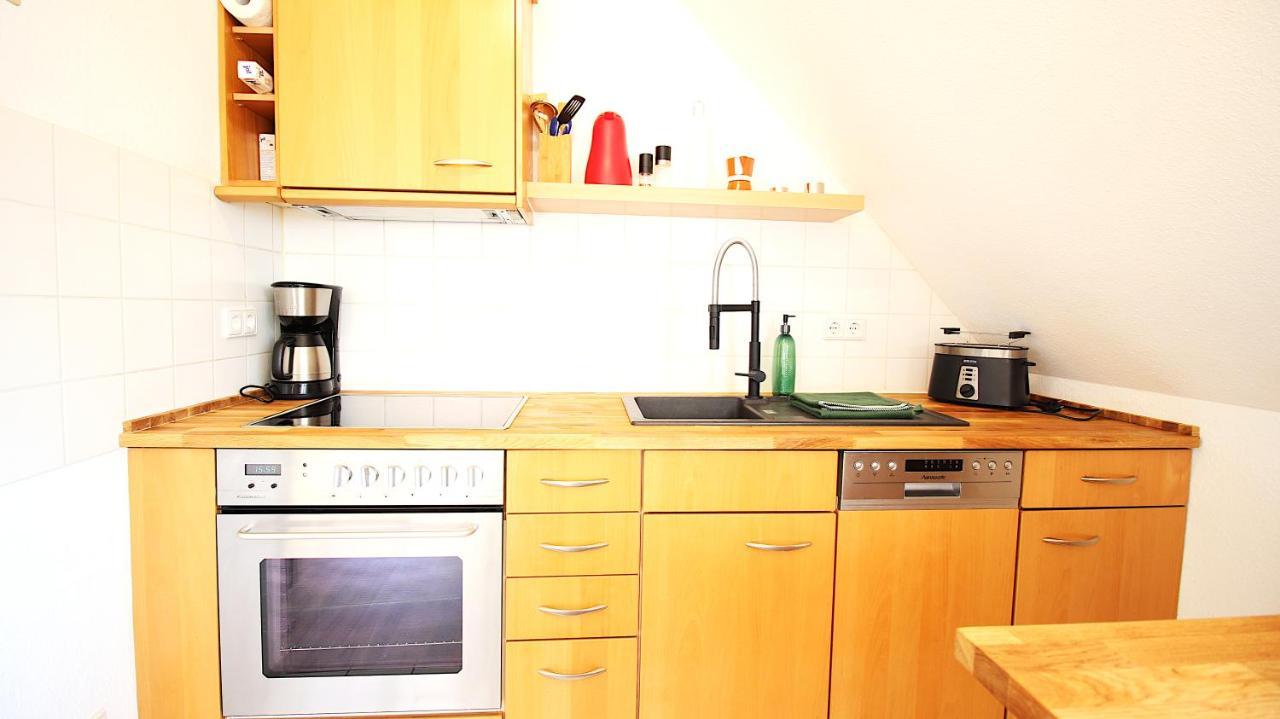 Homie Stay Zell - Apartment Mit Privatparkplatz Zell am Main Eksteriør bilde
